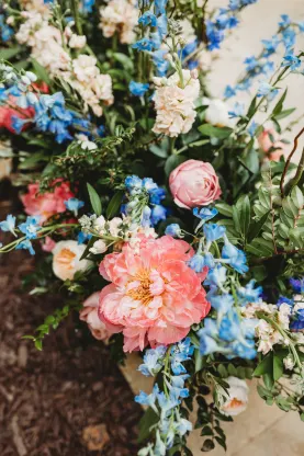 cut flower care, flowers, floral arrangements, blumengarten